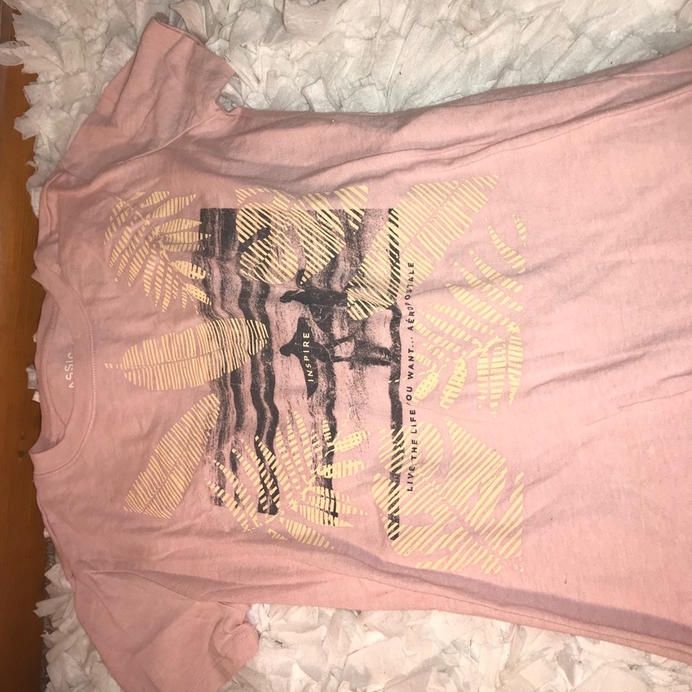 Aeropostale t- shirt